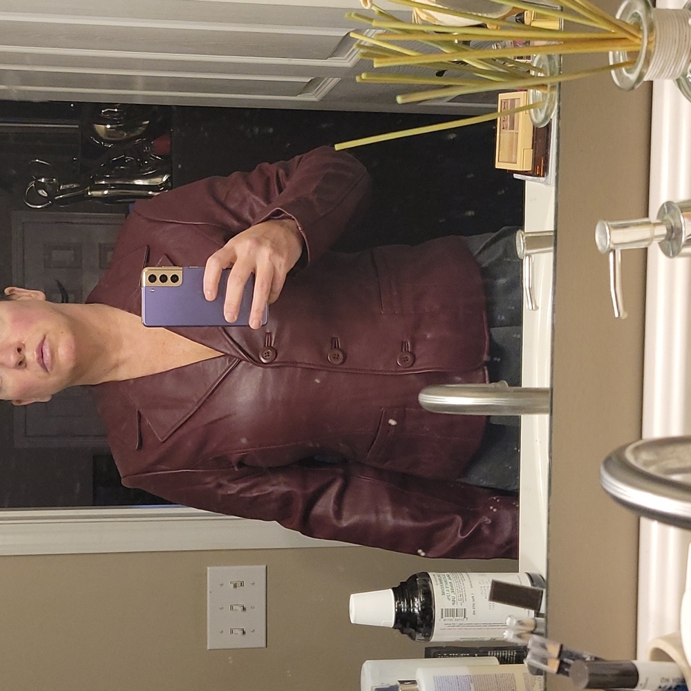 Real leather Burgundy Jacket - Picture 7 of 8